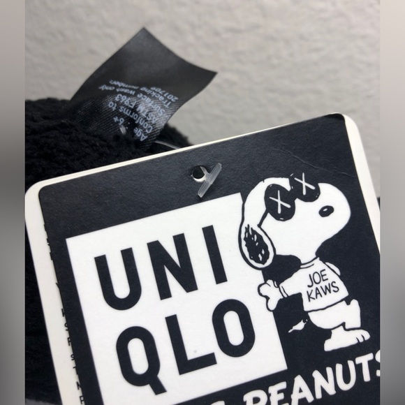 KawsxPeanuts plush toy - Picture 2 of 2